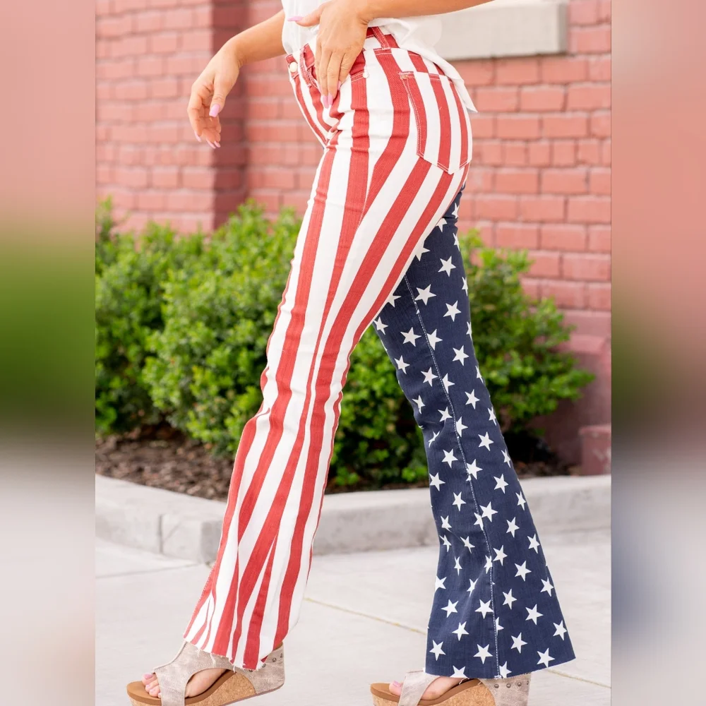 Judy Blue American Flag Flare Jeans - Picture 8 of 8